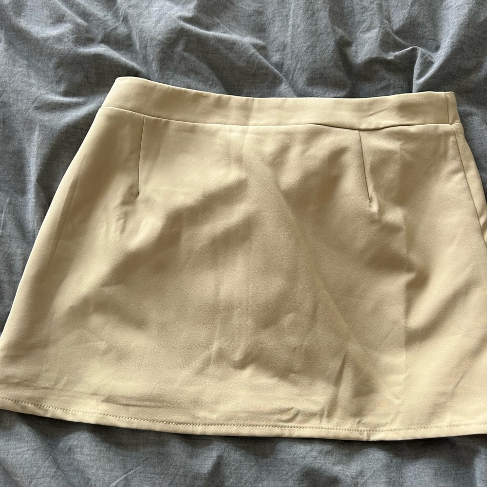 My Own Path - Mini skirt nude